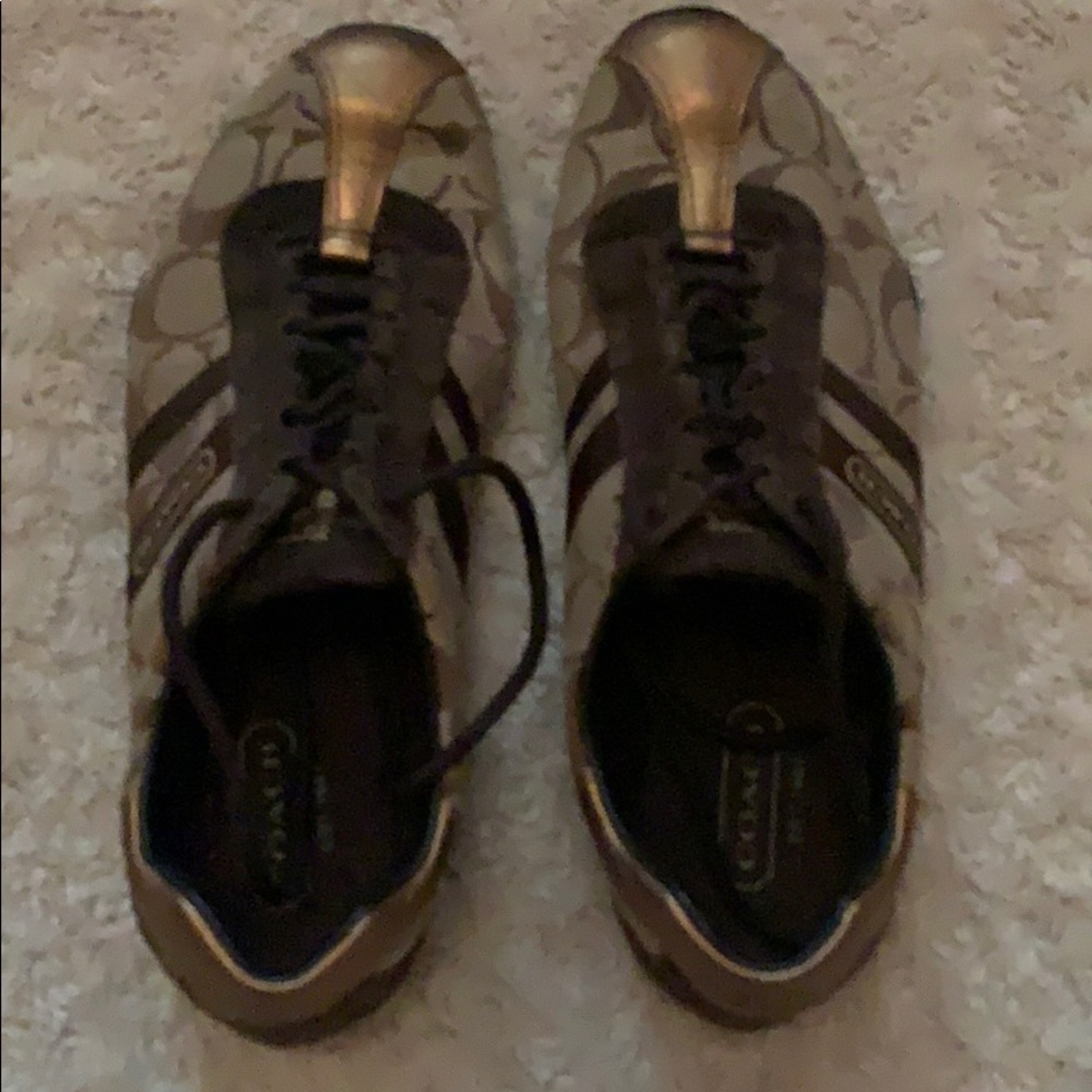 Coach sneaker size 7.5